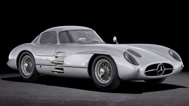 مرسيدس SLR 300