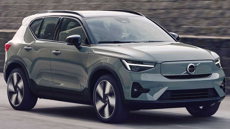 فولفو XC40 2023