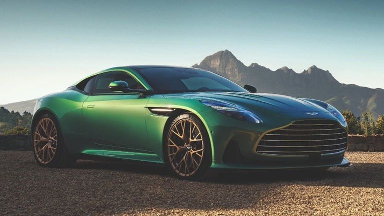 أستون مارتن DB12