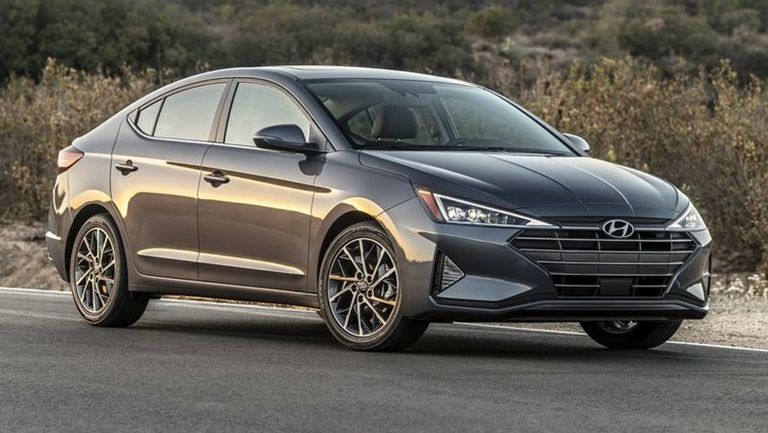 هيونداي إلنترا AD