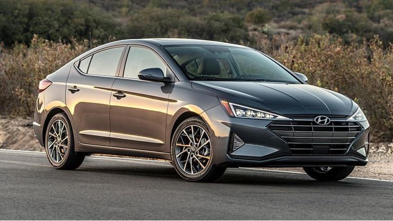 هيونداي إلنترا AD