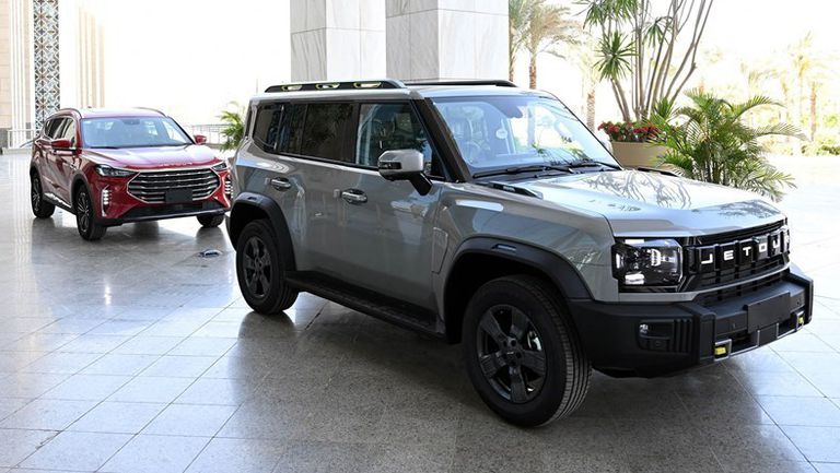 سيارات جيتور