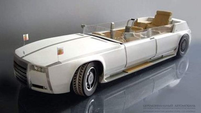 zil-parade---russian_400x266w