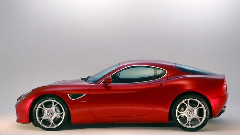 2011-Alfa-Romeo-Monza-V8-14