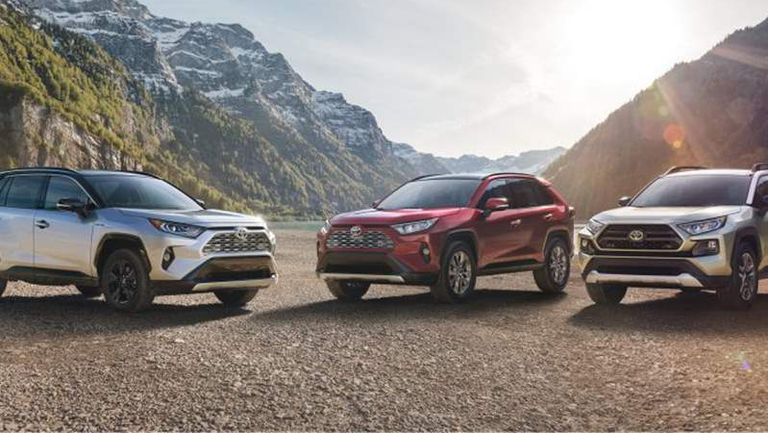 تويوتا تستدعي أكثر من 9500 سيارة من طراز تويوتا راف 4  1