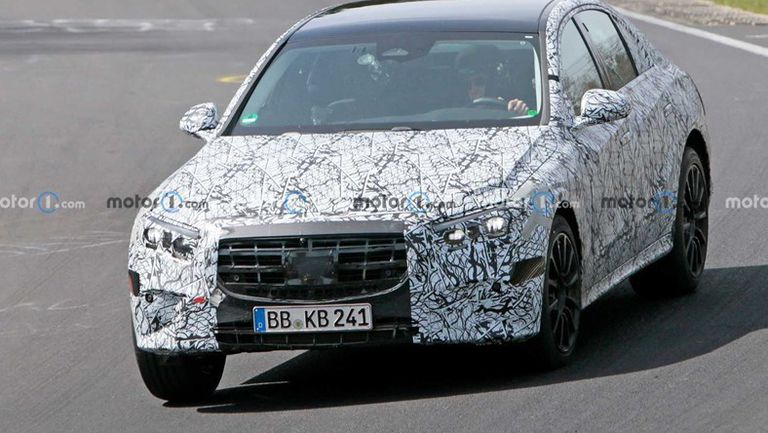 مرسيدس E كلاس