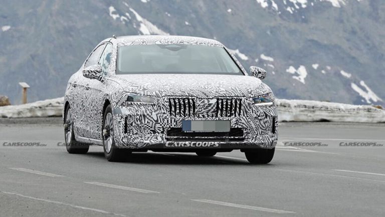 سكودا سوبيرب موديل ٢٠٢٤ تظهر في صور تجسسية جديدة 5