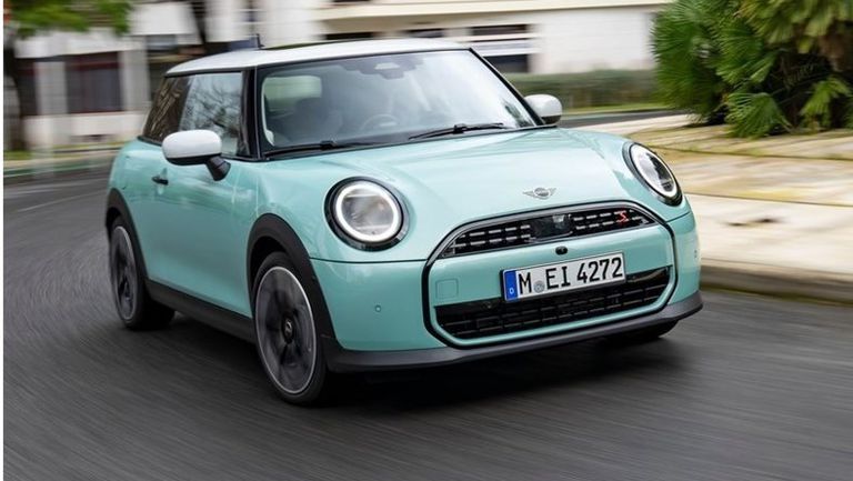 ميني كوبر 2025