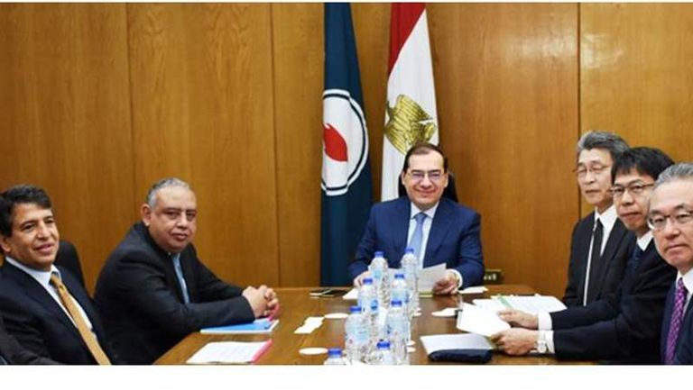 وزير البترول يبحث مع تويوتا اليابانية مشروع السويس للتكرير

