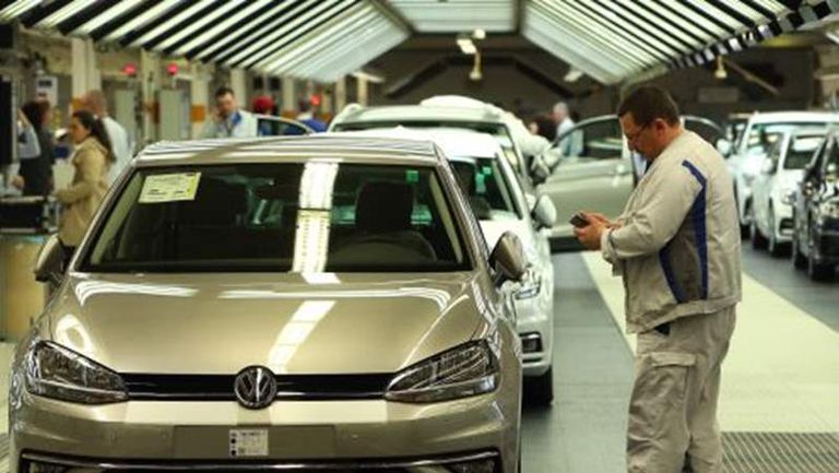 104476599-Volkswagen_Wolfsburg_Plant.530x298