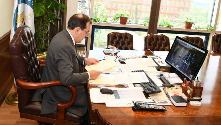 وزير البترول