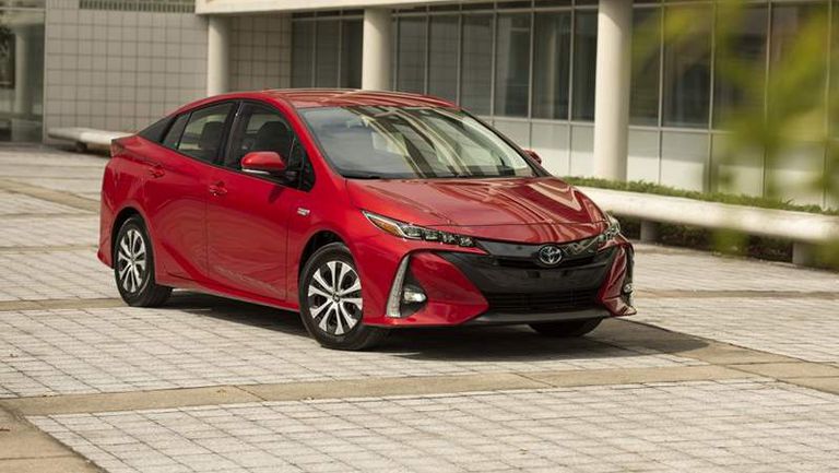 الكشف عن تويوتا بريوس برايم الهجين موديل 2021  5