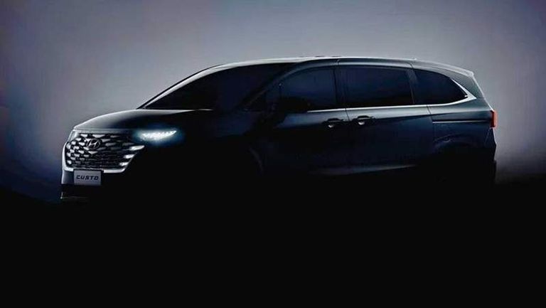 2022-hyundai-custo-teaser (1)