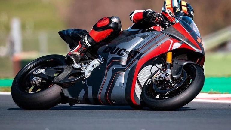 1_ducati_motoe_2_uc407308_high