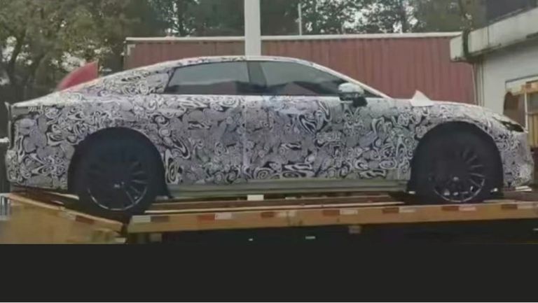 AITO-sedan-from-Huawei-and-Chery-spied-in-China-CNC