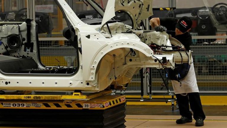 زيادة أعداد السيارات المصنعة في المملكة المتحدة 2