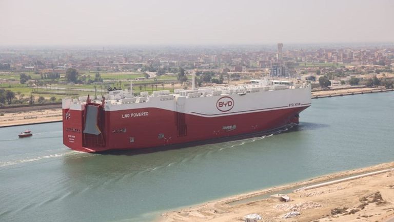 حاملة السيارات BYD