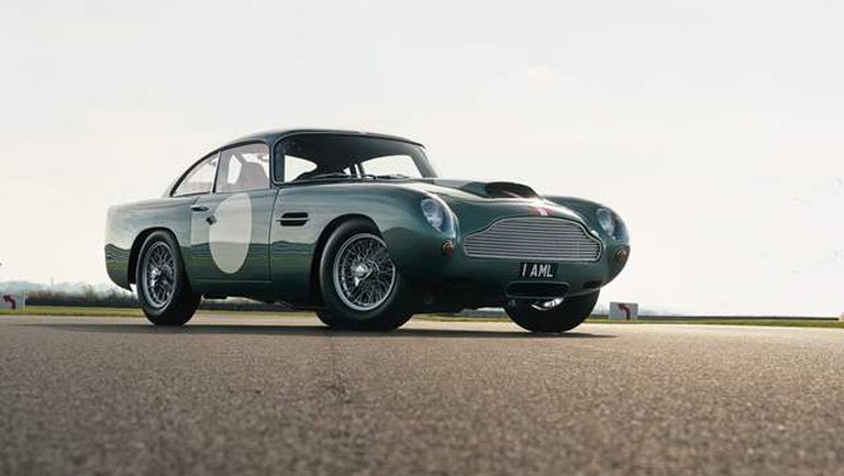 Aston_Martin-DB4_GT_Continuation-2018-1600-04