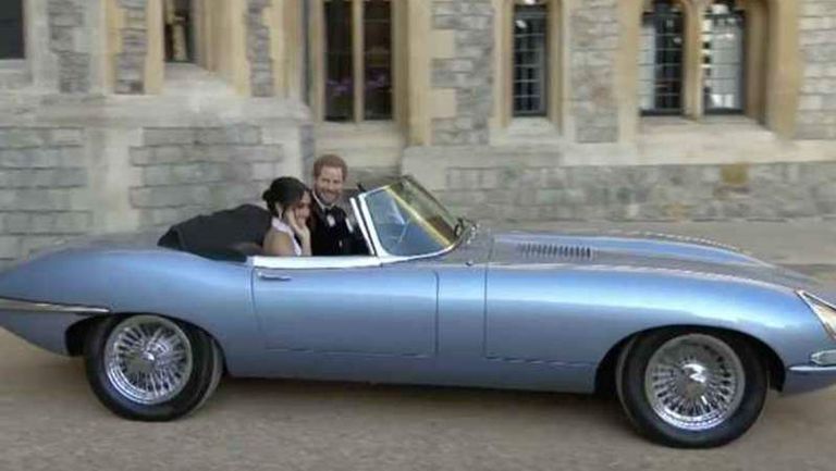 royal-couple-in-jaguar-e-type-zero-concept-2