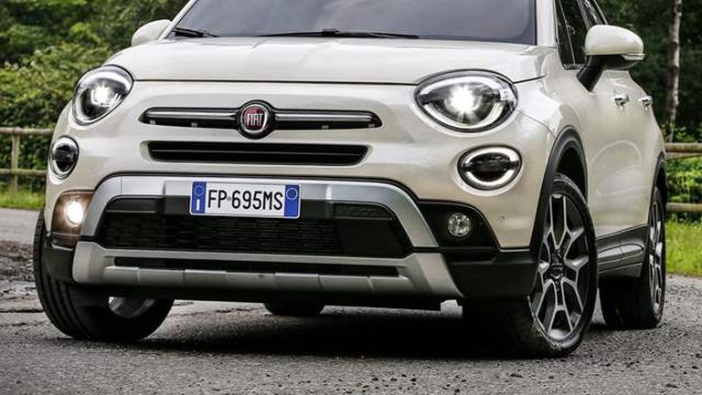 Fiat-500X-2019-1600-01