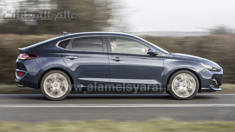 هيوندايi 30 فاستباك