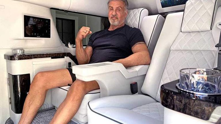 سيارة سيلفستر ستلوني