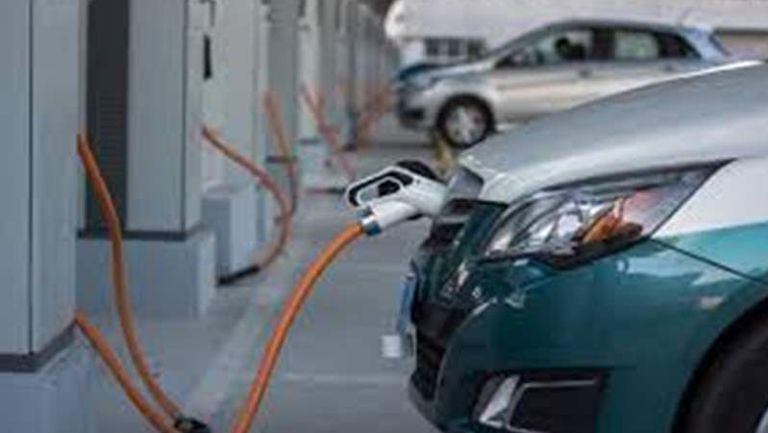 محطات وقود كهربائى