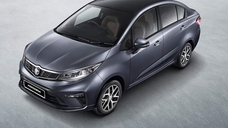 PERSONA PREMIUM  Space Grey Quarter front high angle