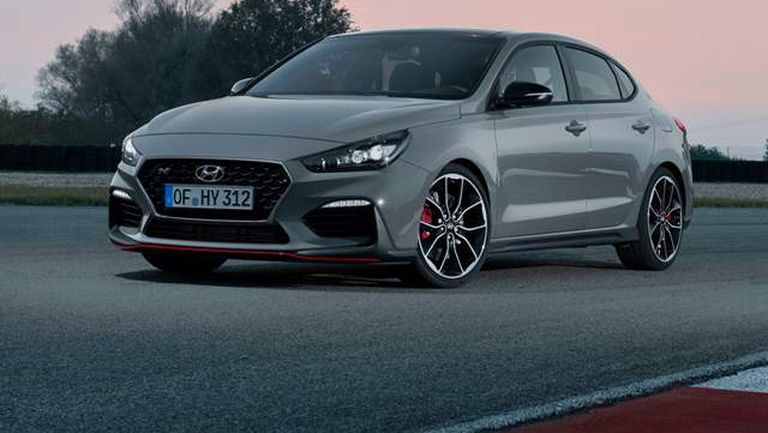 Hyundai-i30_Fastback_N-2019-1600-01