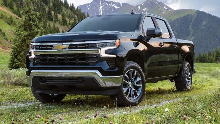 شيفوليه سيلفرادو 2022