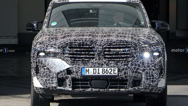 2023-bmw-xm-spy-photo