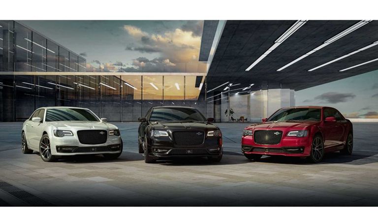 2023-chrysler-300c