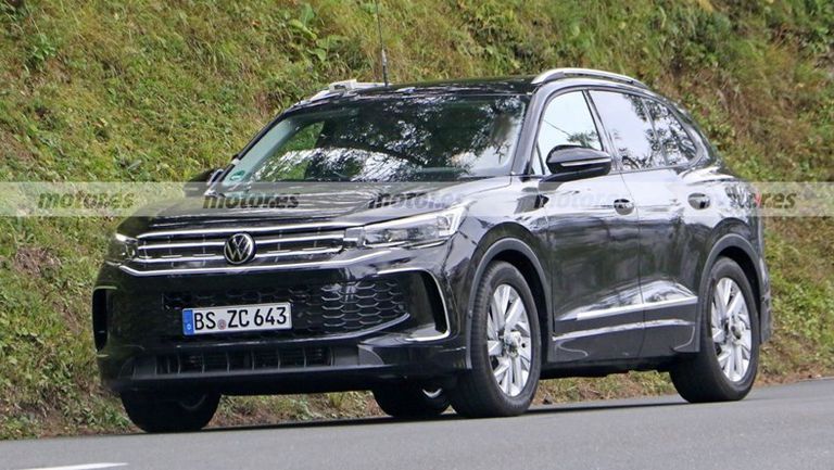 volkswagen-tiguan-2024-fotos-espia-202289933-1663698696_17
