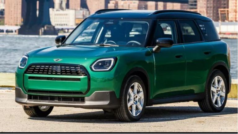 ميني كانتري مان 2025