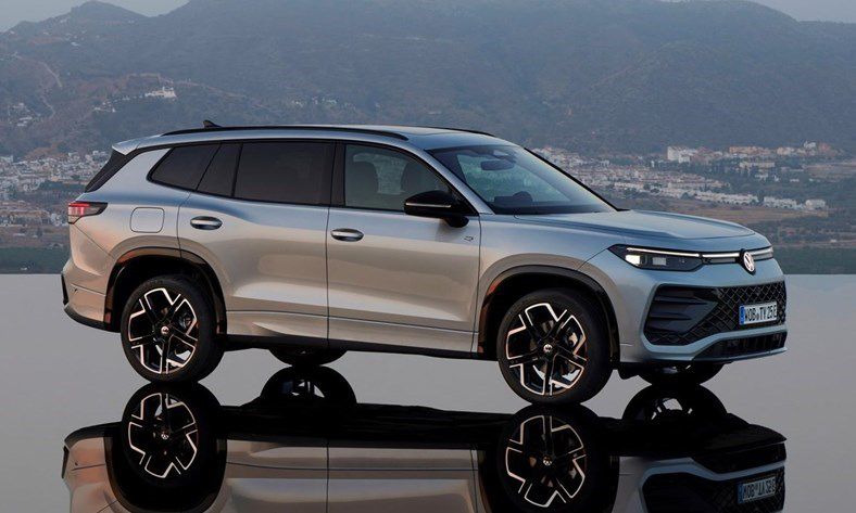 فولكس فاجن تايرون -6