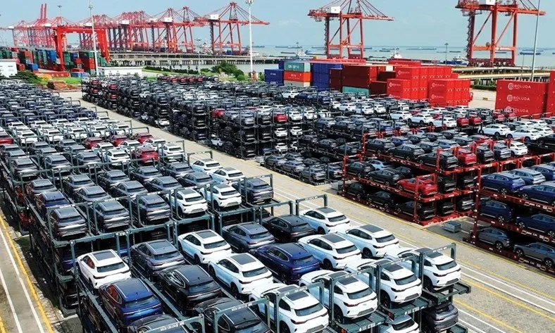 سيارات صينية كهربائية