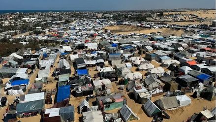 خيام تؤوي نازحين فلسطينيين في رفح جنوب غزة
