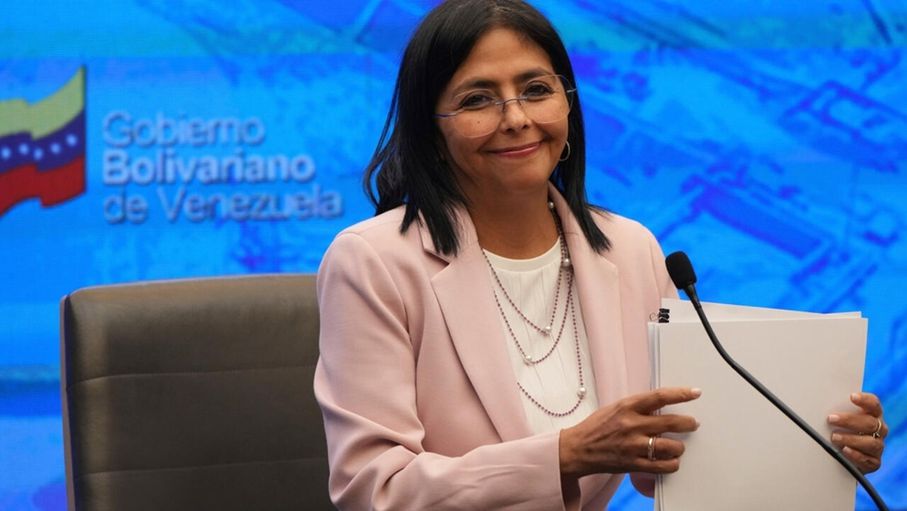 عاجل فنزويلا تؤكد مواجهة "العدوان" الأميركي دبلوماسيا. #جريدة_الغد 