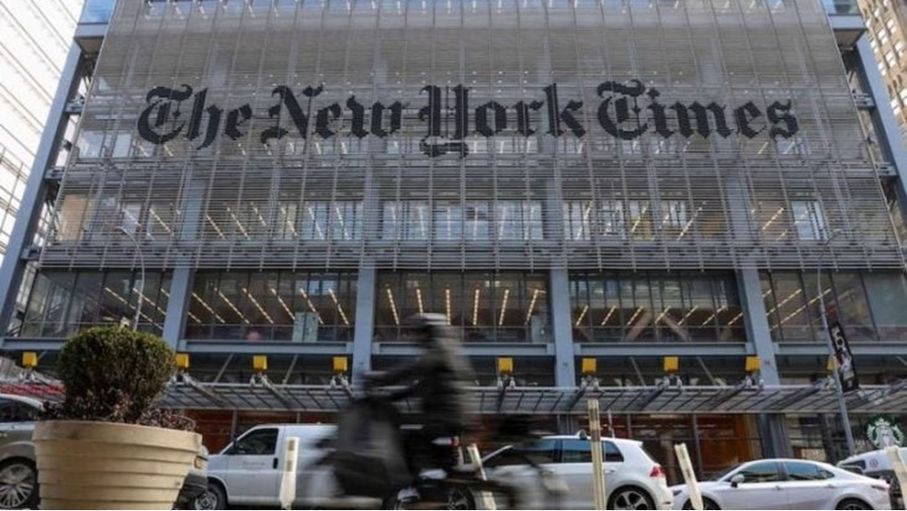 ترامب يهاجم صحيفة "نيويورك تايمز" ويصف استطلاعاتها بـ"الكاذبة" #جريدة_الغد 