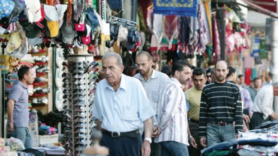 الطبقة المتوسطة انتهت والأولى 15% تملك الثروة وأخرى 85%