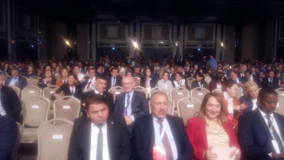 وزير الصحة يشارك في مؤتمر مؤتمر التغطية الصحية الشاملة والرعاية الصحية الاولية في تركيا