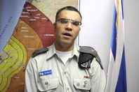 أفيخاي أدرعي: «ضربني وبكي وسبقني واشتكى»