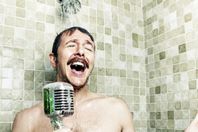 30 خاطرة طريفة قد تراودك أثناء الاستحمام