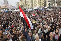 6 شائعات لاحقت ثوار يناير