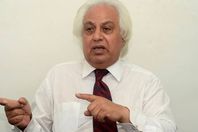 سمير غطاس: "تغيير الدستور يفتح باب جهنم"