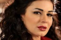 نجلاء بدر: محمد منير خطبنى وانسحب قبل كتب الكتاب