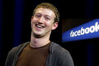 مؤسس "فيس بوك" يتضامن مع المسلمين ضد "ترامب"