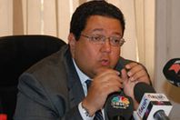 زياد بهاء الدين: قانون الخدمة المدنية "أزمة".. ولكن