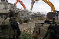 محكمة إسرائيلية تجمد أوامر هدم 4 منازل عربية