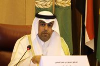 رئيس البرلمان العربي يطالب بتجريم الاستيطان